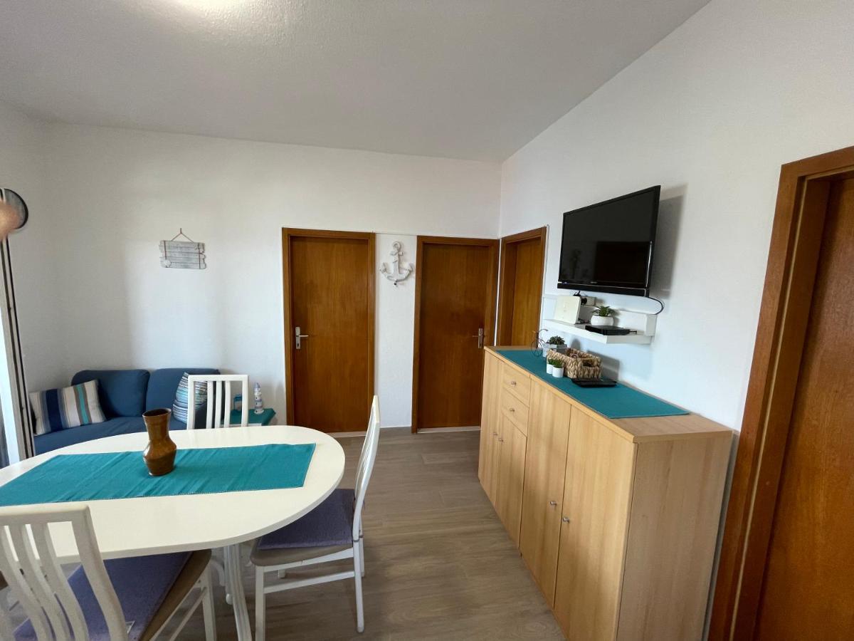 Apartman Emilija Vinisce Exterior photo